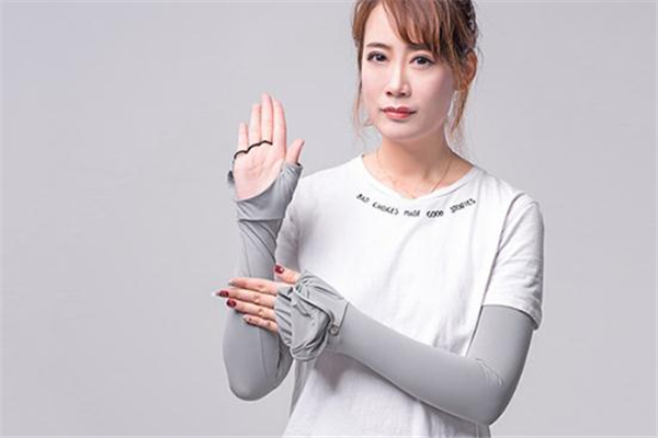 防曬袖套哪個顏色最好 防曬袖套什么顏色最防曬 防曬袖套哪個顏色最好 防曬袖套什么顏色最防曬