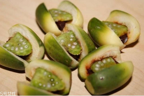 什么是檳榔呢 檳榔生長在什么地方呢 什么是檳榔呢 檳榔生長在什么地方呢