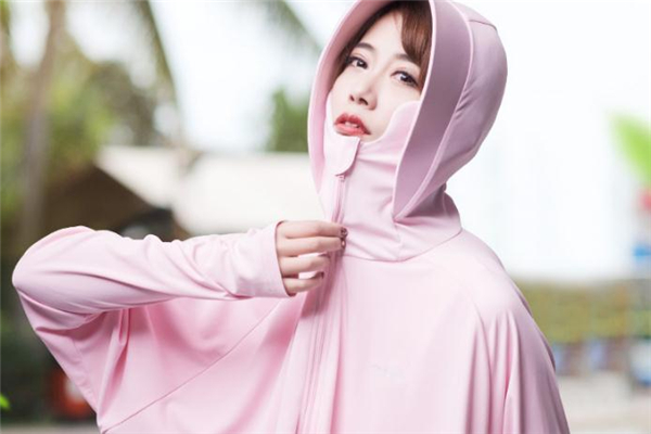 防曬衣很薄能防曬嗎 防曬衣薄的好還是厚的好 防曬衣很薄能防曬嗎 防曬衣薄的好還是厚的好