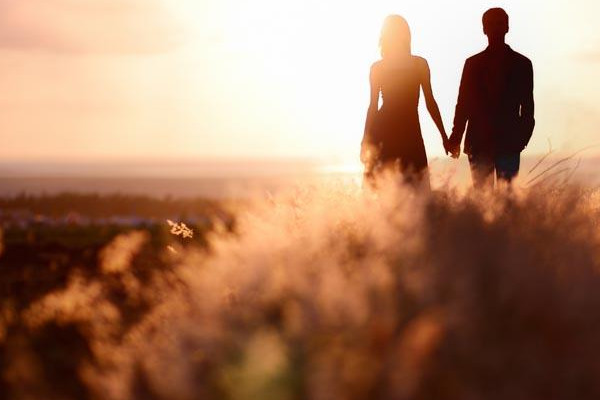 女生戀愛技巧 如何讓男生更在乎你 女生戀愛技巧 如何讓男生更在乎你