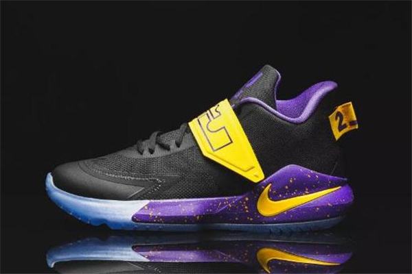 耐克使節(jié)12開箱測(cè)評(píng) 詹姆斯使節(jié)12配置怎么樣 耐克使節(jié)12開箱測(cè)評(píng) 詹姆斯使節(jié)12配置怎么樣