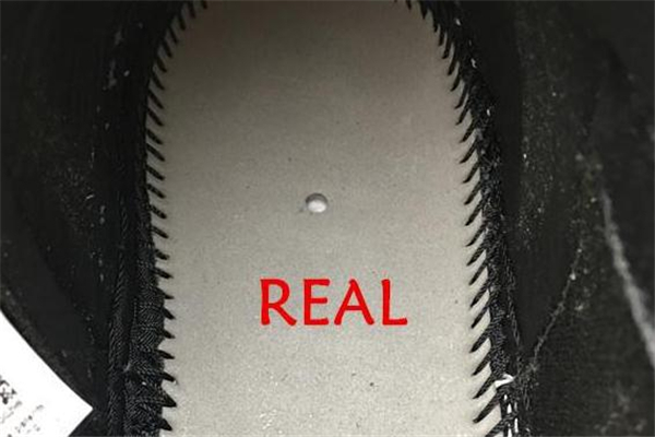 aj1紅絲綢真假對比 aj1紅絲綢黑腳趾真假鑒定 aj1紅絲綢真假對比 aj1紅絲綢黑腳趾真假鑒定