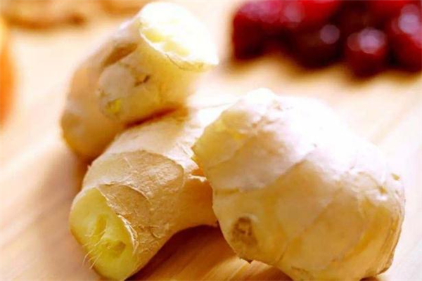 生姜為什么會發(fā)芽 生姜發(fā)芽了有毒嗎 生姜為什么會發(fā)芽 生姜發(fā)芽了有毒嗎