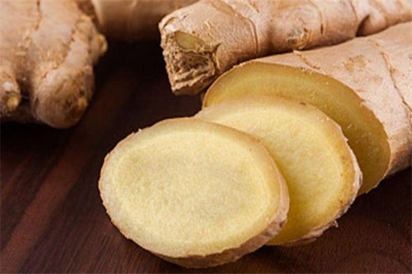 生姜為什么會發(fā)芽 生姜發(fā)芽了有毒嗎 生姜為什么會發(fā)芽 生姜發(fā)芽了有毒嗎
