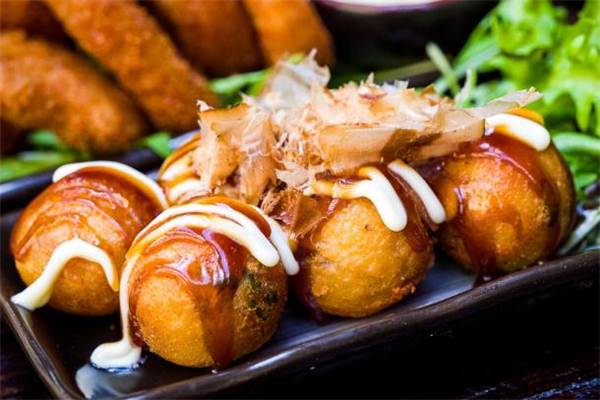 章魚燒熱量高嗎 章魚燒吃多了會(huì)發(fā)胖嗎