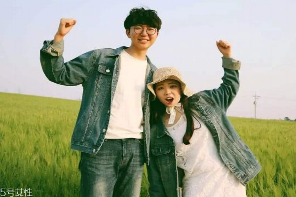 女孩談戀愛之后的幾個(gè)變化 女生戀愛后的變化 女孩談戀愛之后的幾個(gè)變化 女生戀愛后的變化