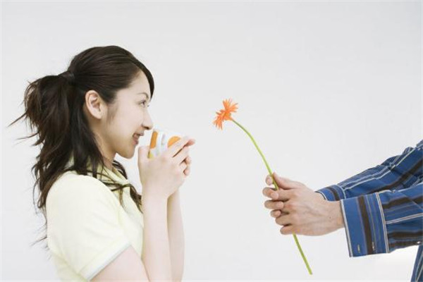 怎么追事業(yè)型女生 怎么追事業(yè)心強的女人 怎么追事業(yè)型女生 怎么追事業(yè)心強的女人