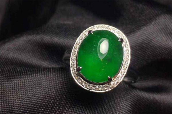 翡翠戒指磨花了怎么辦 翡翠戒指不亮了怎么辦 翡翠戒指磨花了怎么辦 翡翠戒指不亮了怎么辦