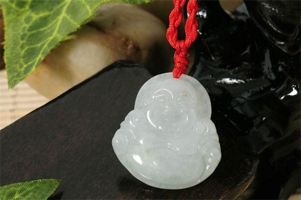 翡翠玉佛的寓意是什么 翡翠玉佛佩戴注意事項(xiàng) 翡翠玉佛的寓意是什么 翡翠玉佛佩戴注意事項(xiàng)