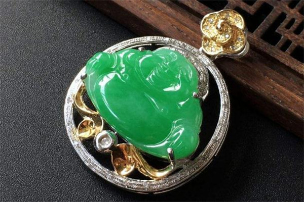 翡翠玉佛的寓意是什么 翡翠玉佛佩戴注意事項(xiàng) 翡翠玉佛的寓意是什么 翡翠玉佛佩戴注意事項(xiàng)