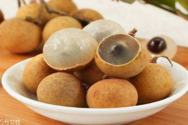 吃桂圓有什么注意事項嗎 桂圓有什么禁忌嗎 吃桂圓有什么注意事項嗎 桂圓有什么禁忌嗎