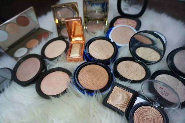 高光在化妝的哪個步驟 高光怎么用 高光在化妝的哪個步驟 高光怎么用