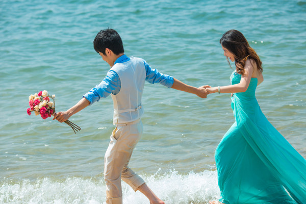 告白被拒要放棄嗎 告白被拒后還要做朋友嗎 告白被拒要放棄嗎 告白被拒后還要做朋友嗎