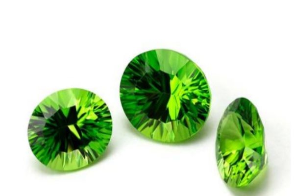 橄欖石應(yīng)該怎么保養(yǎng)呢 橄欖石應(yīng)該怎么挑選呢 橄欖石應(yīng)該怎么保養(yǎng)呢 橄欖石應(yīng)該怎么挑選呢