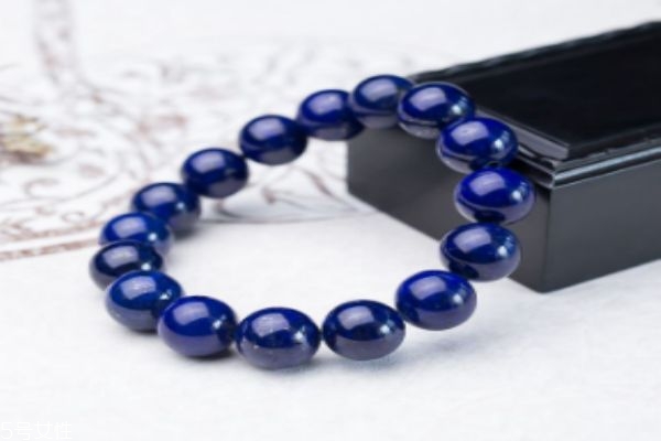 青金石應(yīng)該怎么保養(yǎng)呢 青金石有什么佩戴注意呢 青金石應(yīng)該怎么保養(yǎng)呢 青金石有什么佩戴注意呢