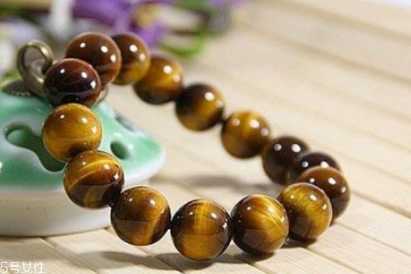 什么是虎睛石呢 虎睛石有什么作用呢 什么是虎睛石呢 虎睛石有什么作用呢