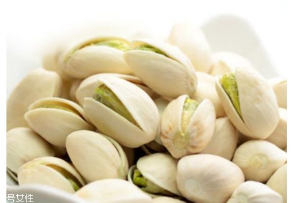 開(kāi)心果有什么營(yíng)養(yǎng)價(jià)值呢 吃開(kāi)心果有什么好處呢 開(kāi)心果有什么營(yíng)養(yǎng)價(jià)值呢 吃開(kāi)心果有什么好處呢