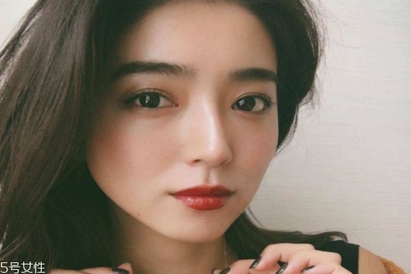 女追男真的很容易嗎 教你怎么追喜歡的男生 女追男真的很容易嗎 教你怎么追喜歡的男生