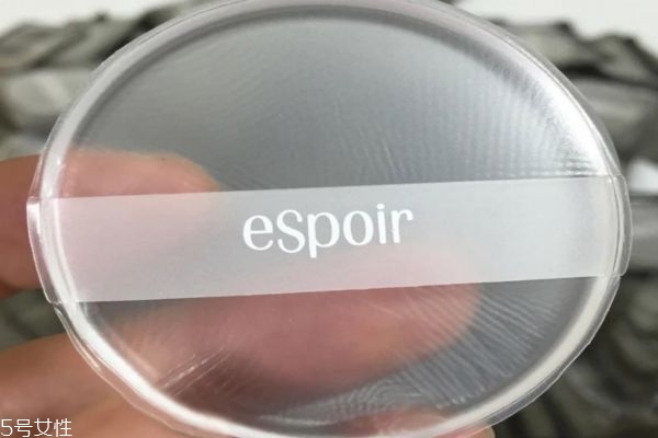 硅膠粉撲好上妝嗎 硅膠粉撲的使用方法是什么 硅膠粉撲好上妝嗎 硅膠粉撲的使用方法是什么