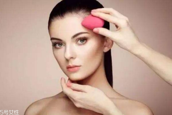 美妝蛋需要定期清潔嗎 怎樣清潔美妝蛋 美妝蛋需要定期清潔嗎 怎樣清潔美妝蛋