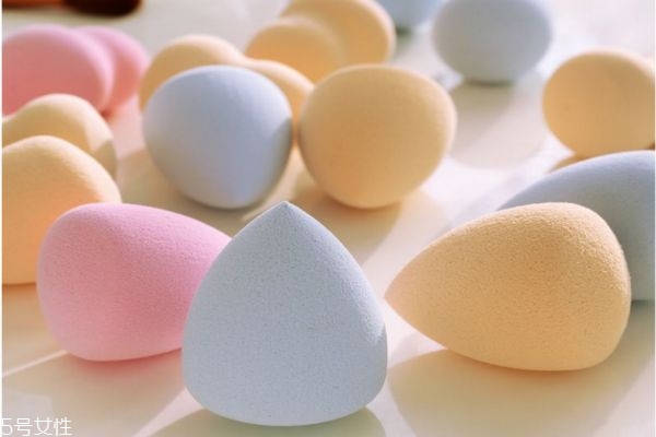 好用的粉撲有哪些 葫蘆粉撲怎么用 好用的粉撲有哪些 葫蘆粉撲怎么用