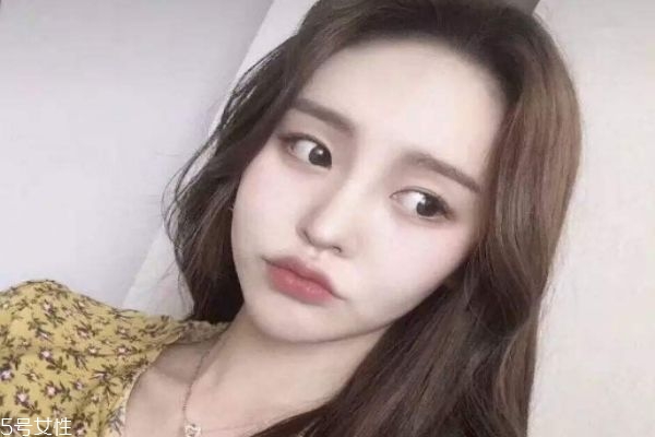 臉大什么發(fā)型顯臉小 臉大女生顯臉小的發(fā)型 臉大什么發(fā)型顯臉小 臉大女生顯臉小的發(fā)型