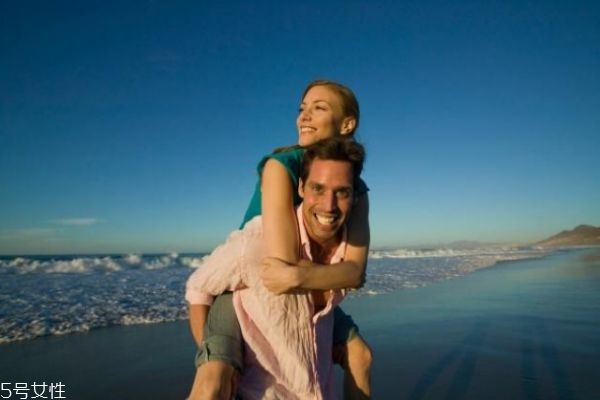 兩個人不適合結婚表現(xiàn) 結婚前要考慮現(xiàn)實問題