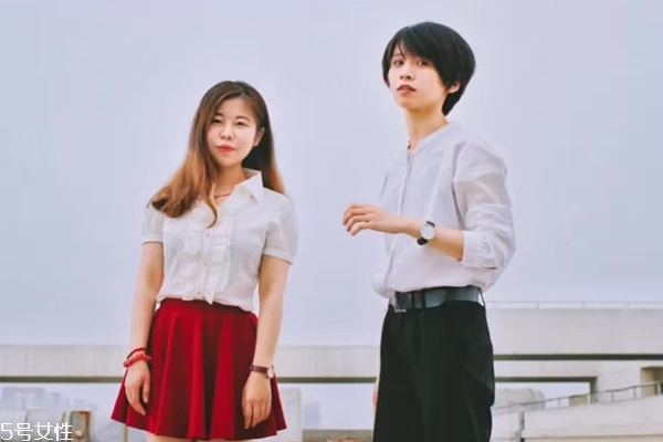 學(xué)妹怎么追 校園戀愛有什么好處 學(xué)妹怎么追 校園戀愛有什么好處