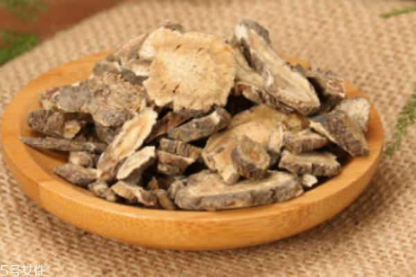 什么是前胡呢 前胡有什么作用呢 什么是前胡呢 前胡有什么作用呢