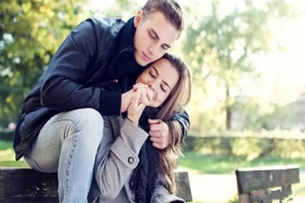 如何面對(duì)男人的出軌 離婚后要如何開始新的生活 如何面對(duì)男人的出軌 離婚后要如何開始新的生活