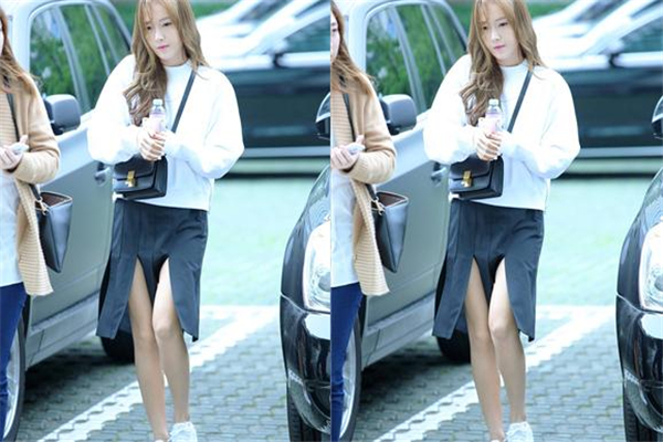 白色衛(wèi)衣配什么裙子好看 白色衛(wèi)衣搭配裙子圖片 白色衛(wèi)衣配什么裙子好看 白色衛(wèi)衣搭配裙子圖片