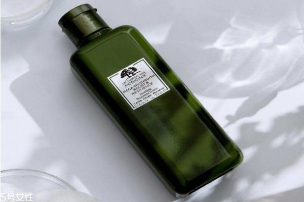 秋天適合用什么化妝水 適合秋天用的化妝水 秋天適合用什么化妝水 適合秋天用的化妝水