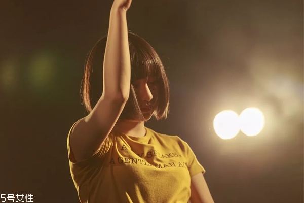 網戀聊什么話題 網戀如何讓女生喜歡你 網戀聊什么話題 網戀如何讓女生喜歡你