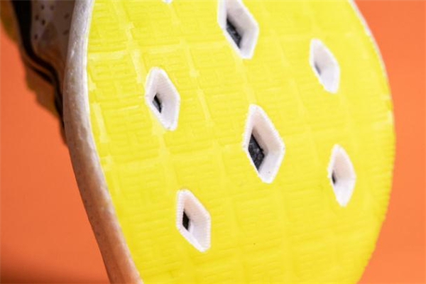 李寧飛電跑鞋開箱測(cè)評(píng) 李寧飛電和next哪個(gè)好 李寧飛電跑鞋開箱測(cè)評(píng) 李寧飛電和next哪個(gè)好