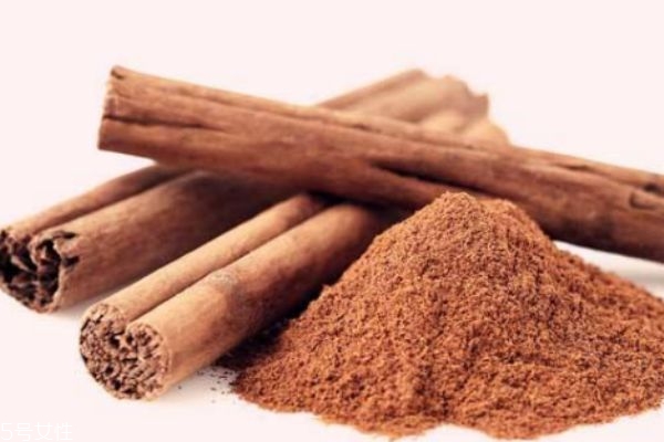 什么是肉桂呢 肉桂有什么作用呢 什么是肉桂呢 肉桂有什么作用呢