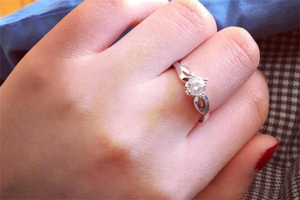 謝瑞麟鉆戒回收價格 謝瑞麟鉆戒怎么樣 謝瑞麟鉆戒回收價格 謝瑞麟鉆戒怎么樣