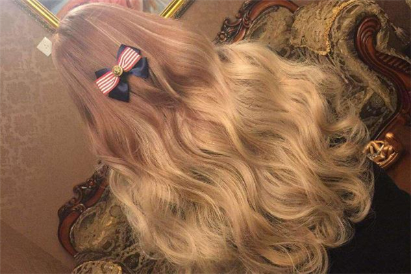 染發(fā)打蠟和不打蠟的區(qū)別 染發(fā)打蠟好還是不打蠟好 染發(fā)打蠟和不打蠟的區(qū)別 染發(fā)打蠟好還是不打蠟好