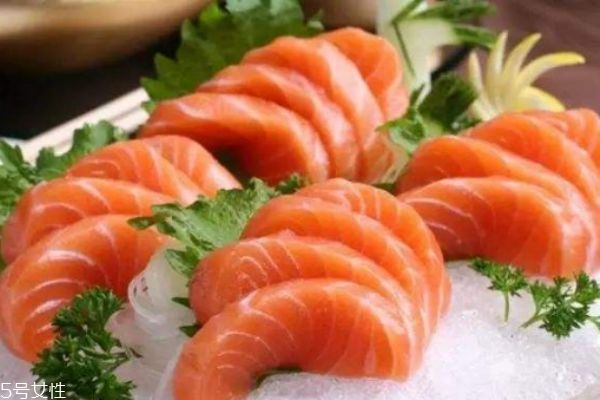 三文魚(yú)有營(yíng)養(yǎng)價(jià)值呢 吃三文魚(yú)有什么好處呢