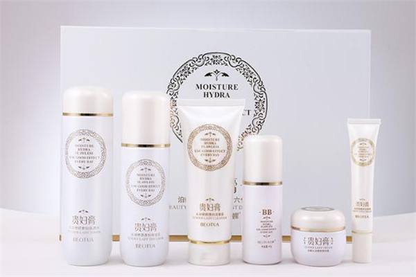 泊蝶貴婦膏怎么樣 泊蝶貴婦膏早上用還是晚上用 泊蝶貴婦膏怎么樣 泊蝶貴婦膏早上用還是晚上用