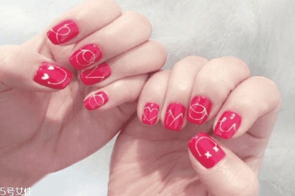 美甲笑臉圖案怎么畫 笑臉美甲圖片 美甲笑臉圖案怎么畫 笑臉美甲圖片