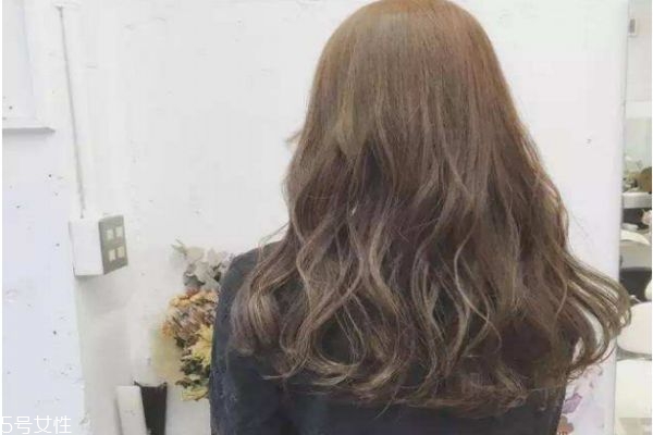 紋理燙短發(fā)怎么打理 2019紋理燙多少錢 紋理燙短發(fā)怎么打理 2019紋理燙多少錢