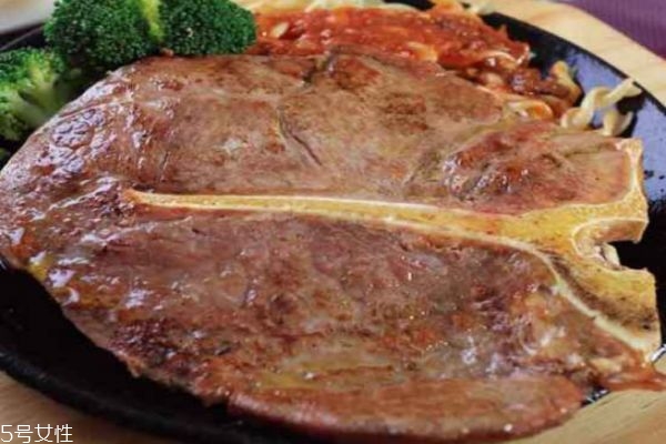 煎肉眼牛排的幾個(gè)要點(diǎn) 關(guān)于牛排的知識(shí)點(diǎn) 煎肉眼牛排的幾個(gè)要點(diǎn) 關(guān)于牛排的知識(shí)點(diǎn)