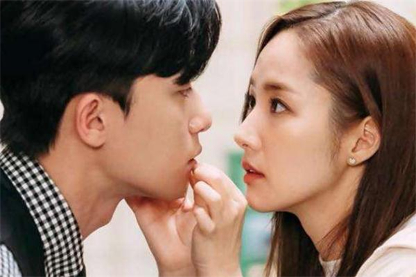 女生說(shuō)我去吃飯了怎么回復(fù) 女生說(shuō)去吃飯就消失了怎么辦 女生說(shuō)我去吃飯了怎么回復(fù) 女生說(shuō)去吃飯就消失了怎么辦