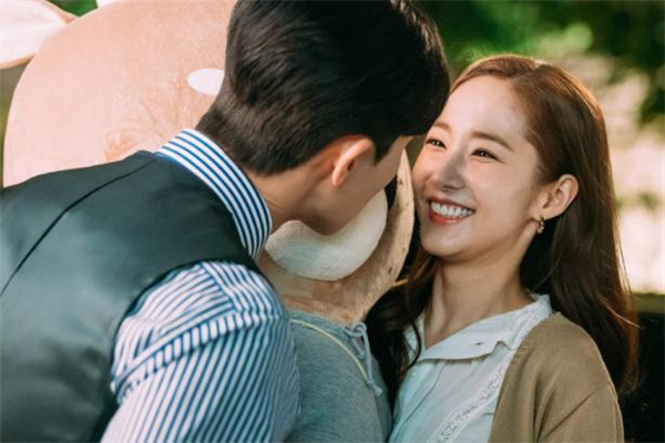 女生說(shuō)我去吃飯了怎么回復(fù) 女生說(shuō)去吃飯就消失了怎么辦 女生說(shuō)我去吃飯了怎么回復(fù) 女生說(shuō)去吃飯就消失了怎么辦