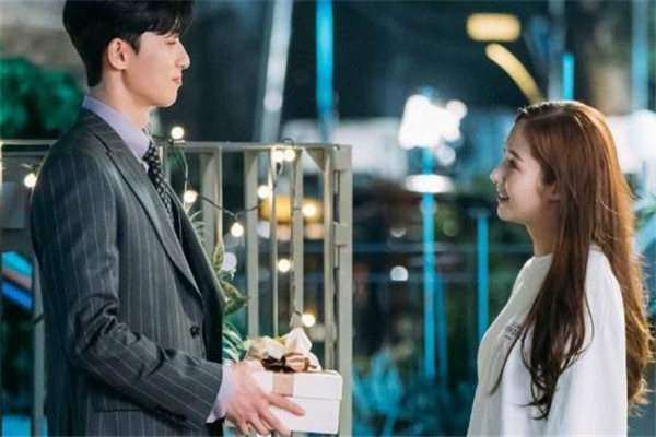 女朋友抱怨工作累怎么安慰 女朋友說(shuō)工作累怎么回復(fù) 女朋友抱怨工作累怎么安慰 女朋友說(shuō)工作累怎么回復(fù)