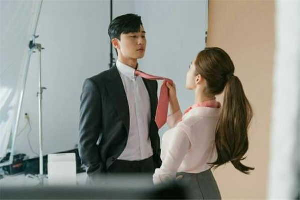 女朋友抱怨工作累怎么安慰 女朋友說(shuō)工作累怎么回復(fù) 女朋友抱怨工作累怎么安慰 女朋友說(shuō)工作累怎么回復(fù)