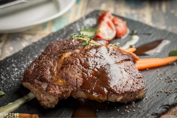 煎肉眼牛排的幾個(gè)要點(diǎn) 關(guān)于牛排的知識(shí)點(diǎn) 煎肉眼牛排的幾個(gè)要點(diǎn) 關(guān)于牛排的知識(shí)點(diǎn)