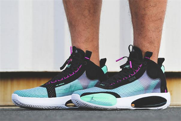 aj34和哈登4哪個好 aj34和哈登4代對比 aj34和哈登4哪個好 aj34和哈登4代對比