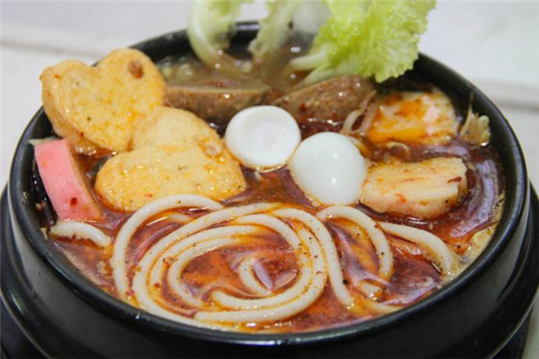 砂鍋米線用多大砂鍋合適 砂鍋米線用的鍋怎么挑 砂鍋米線用多大砂鍋合適 砂鍋米線用的鍋怎么挑