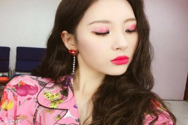 打下巴用什么玻尿酸好 玻尿酸打下巴有硬塊原因 打下巴用什么玻尿酸好 玻尿酸打下巴有硬塊原因